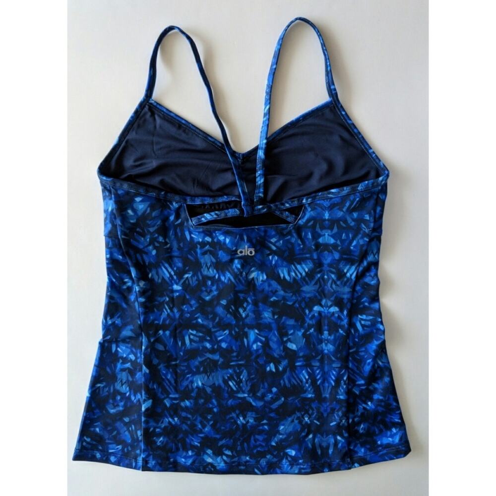 Alo Yoga Lure Long Bra Top Kaleidoscope Blue Fitted Stretch M NWOT - Picture 2 of 7